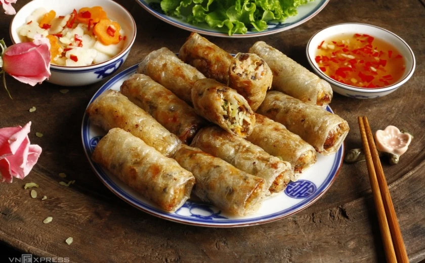 Nem cốm cho ngày chớm thu