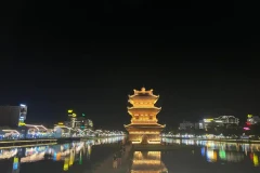 Đêm không ngủ ở khu phố cổ Hoa Lư, Ninh Bình