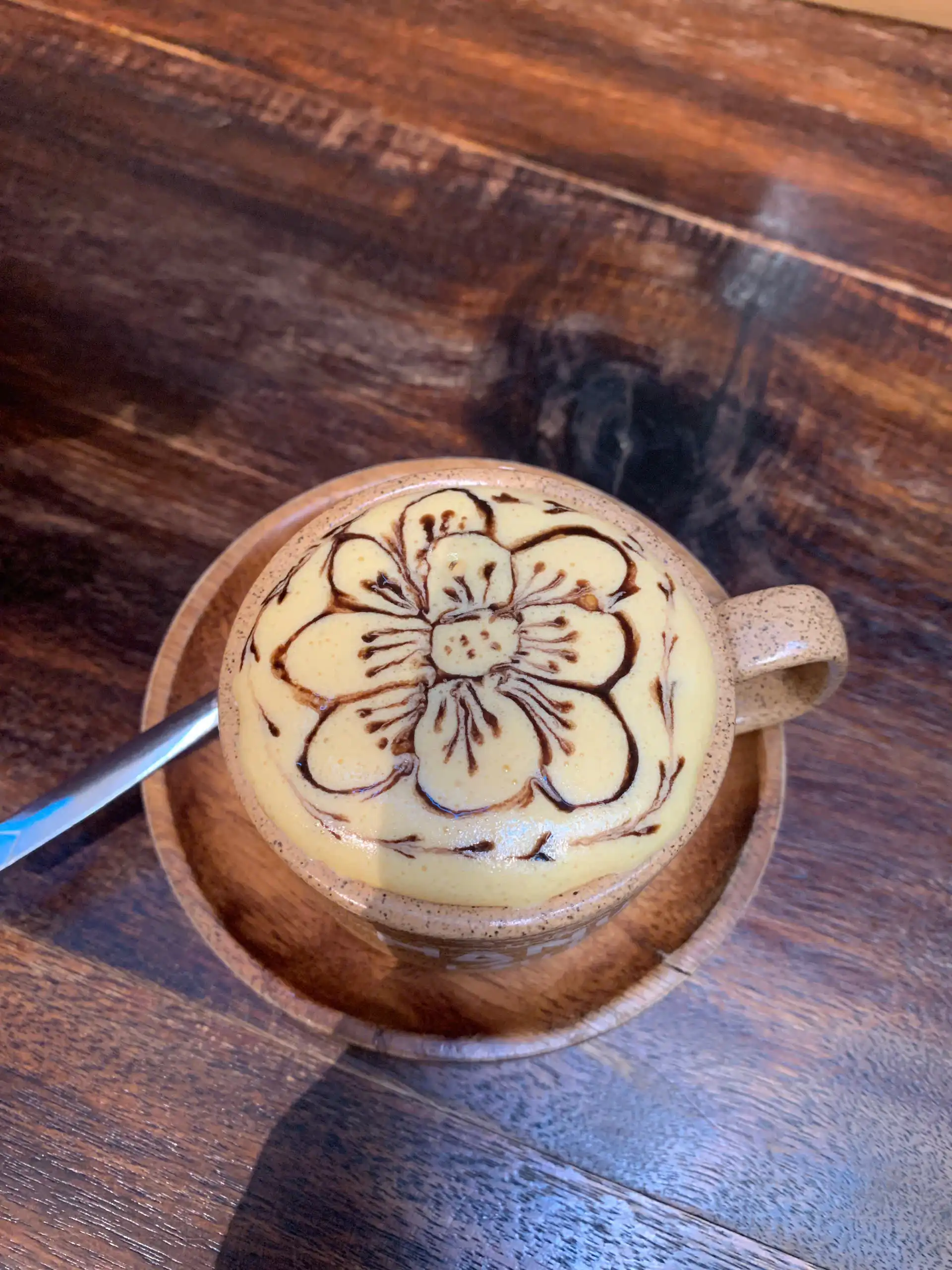 “Sống tử tế để làm nghề”: Triết lý của Nguyễn Phượng