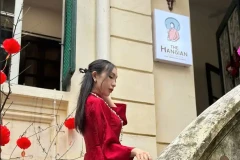 Giữa Hà Nội xưa, Nguyễn Thị Hoàng Quyên chọn The Hanoian làm nơi ghi dấu áo dài Tết