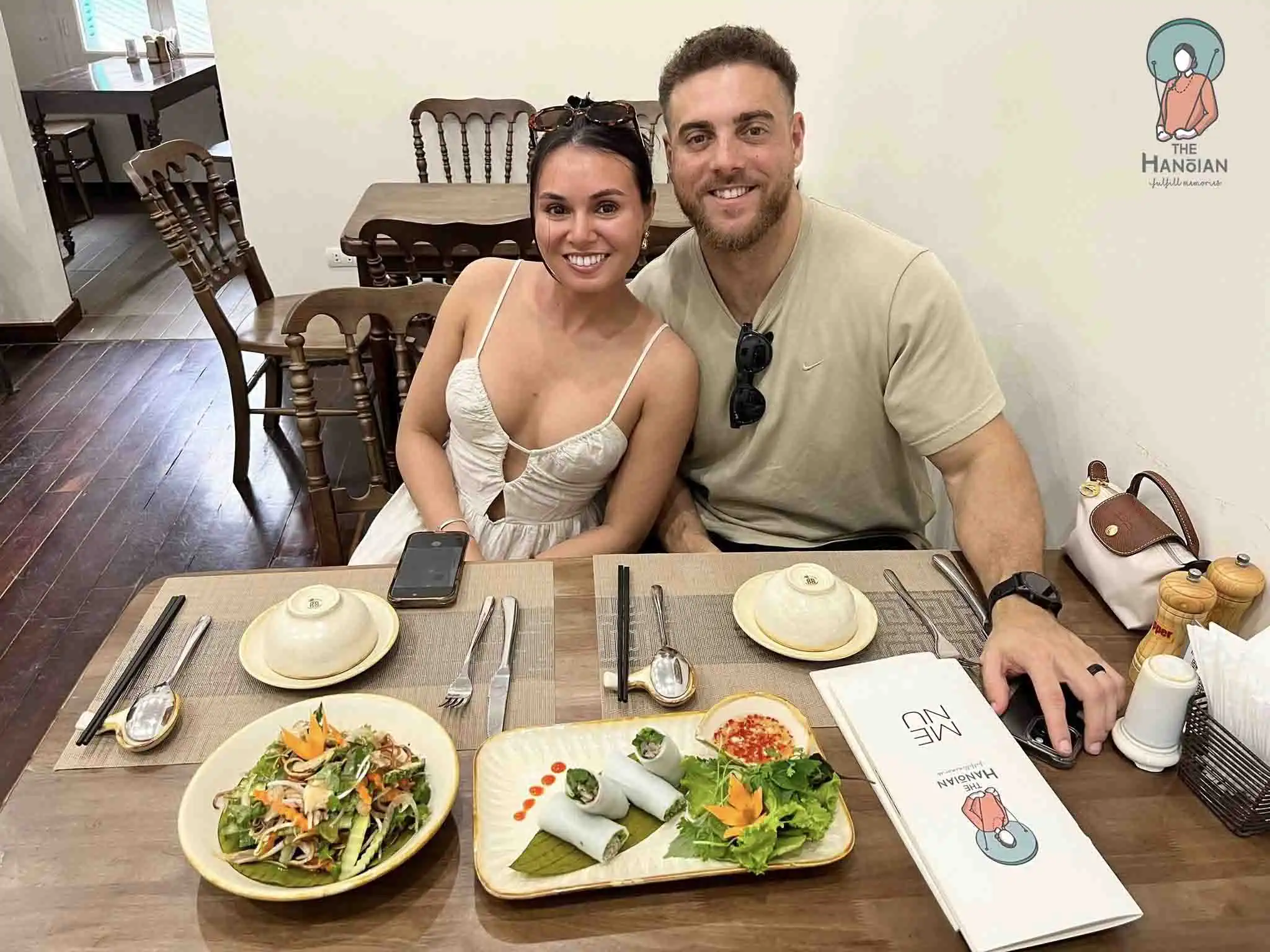 Mỹ Vị Đương Đại: Câu Chuyện Trăm Năm Gói Trong Một Điểm Chạm