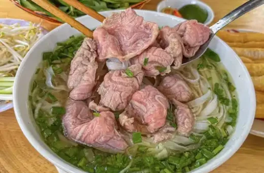 Mùa hè Hà Nội ăn gì?