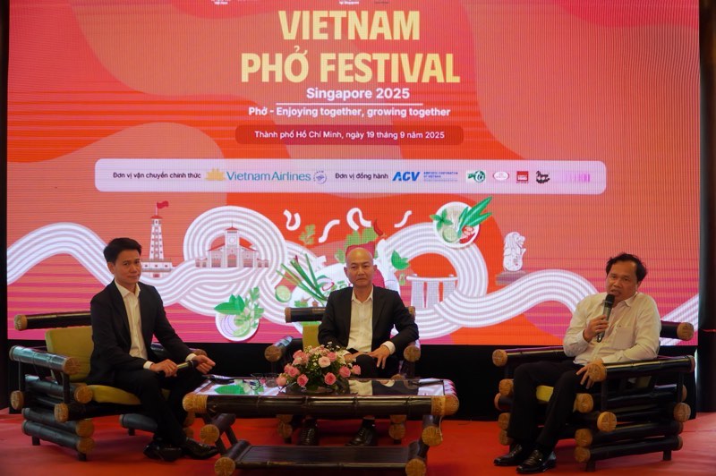Ban tổ chức