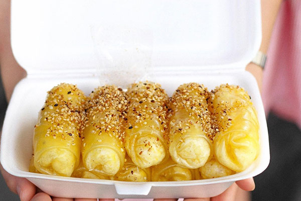 Cambodian sweet rolls and delicious vegetarian dishes