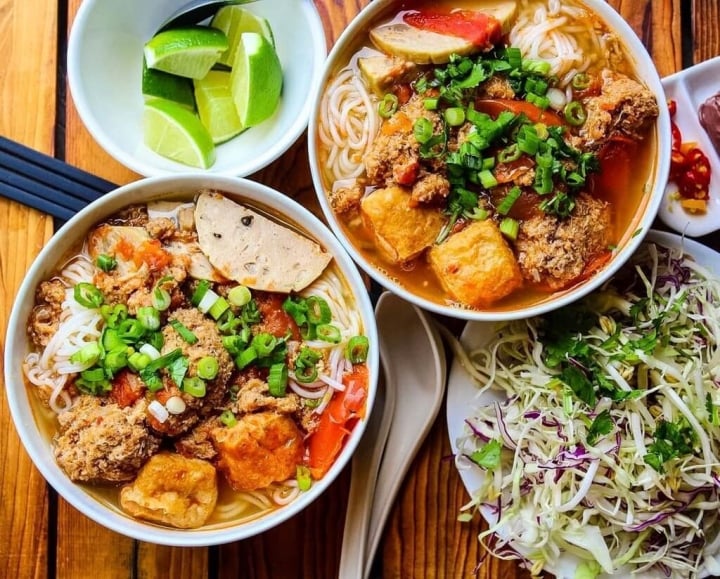 10 Specialties: Hanoi Speciality is rich in the flavors of the capital