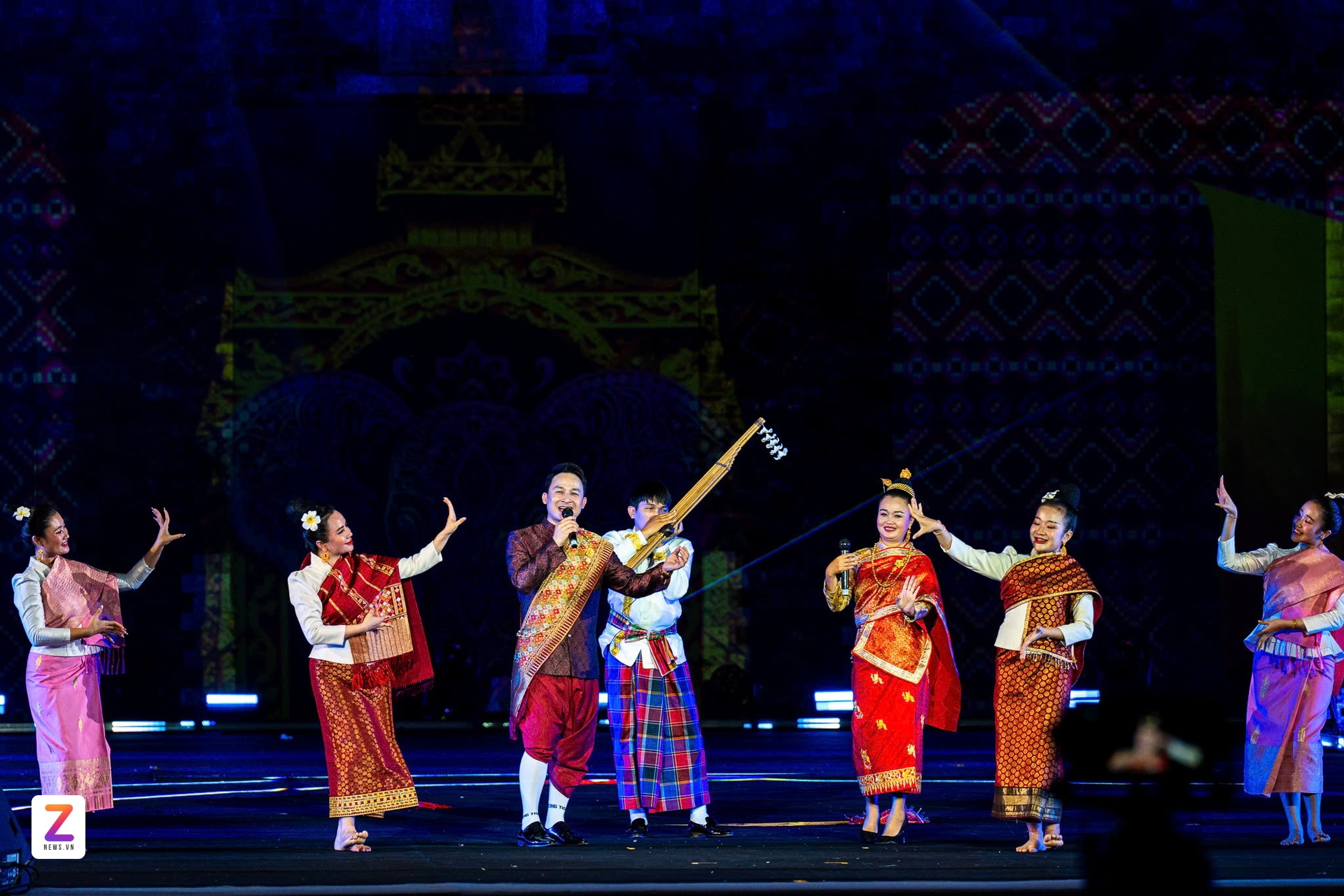 Le hoi Van hoa anh 13