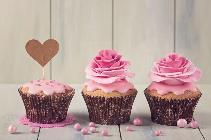Bánh cupcake hoa hồng